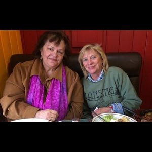 Meet your Posher, Connie